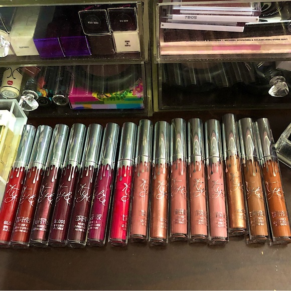 Huge Kylie Cosmetics Limited Edition Holiday Liquid Lip Bundle